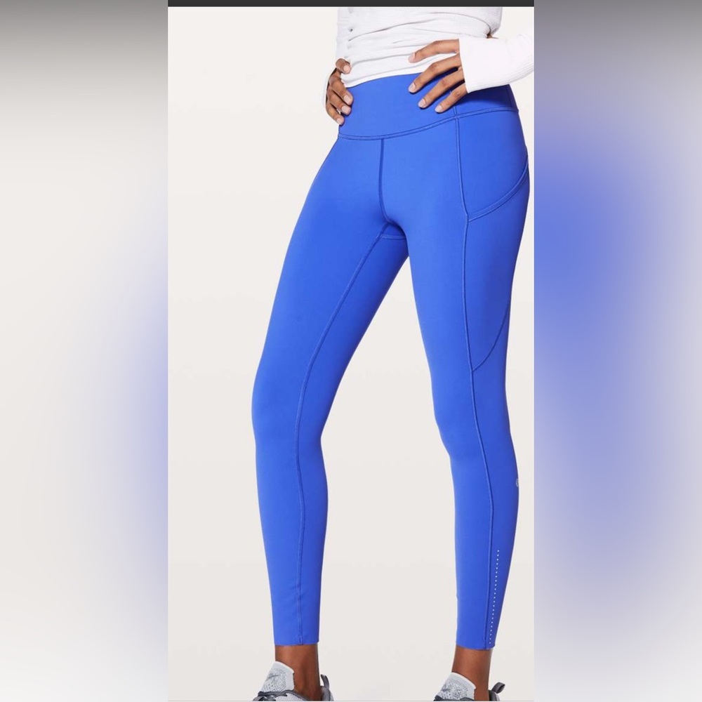 Lululemon Fast and Free 7/8 tights in sonic blue